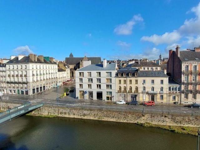 Appartement 4 pièces 94 m²