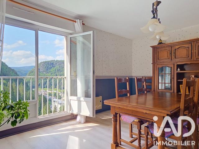 Appartement 4 pièces 94 m²