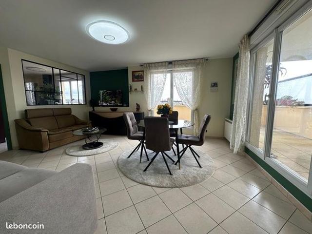 Appartement 4 pièces 94 m²