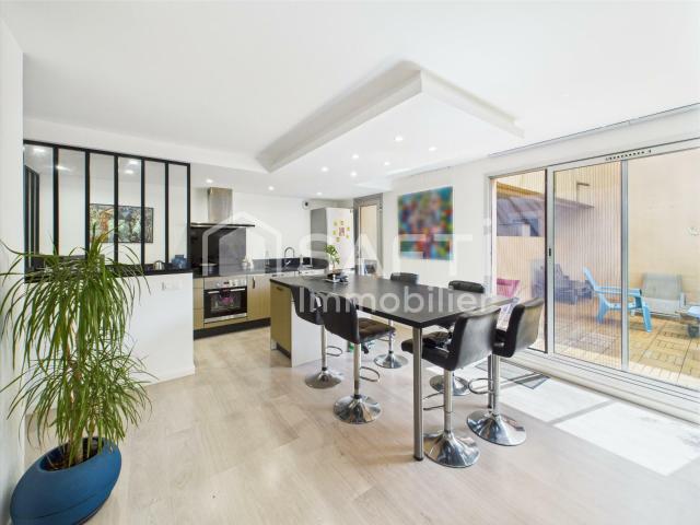 Appartement 4 pièces 94 m²