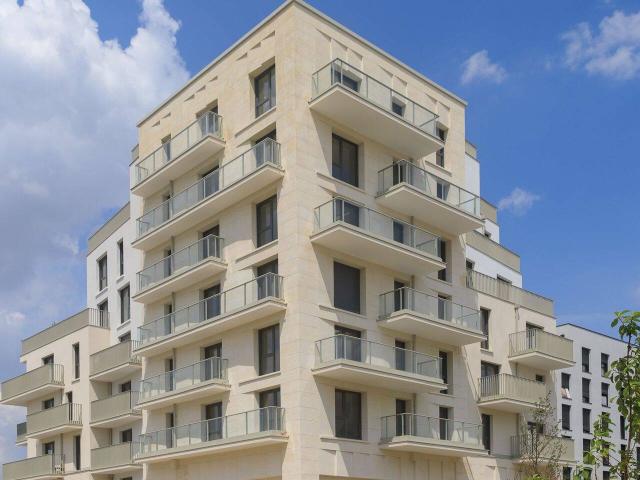 Appartement / 4 pièces / 95.80 m2