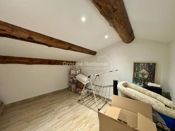 Appartement 4 pièces, 95 m² à louer à Théziers 30390