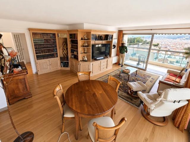 Appartement 4 pièces 95 m²