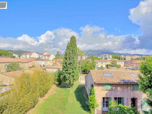 Appartement 4 pièces 95 m²