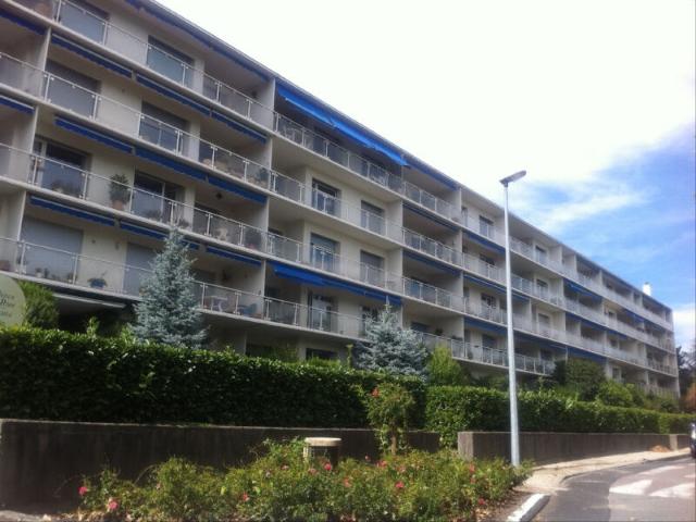 Appartement 4 pièces, 96 m² à louer à Guilherand Granges 07500