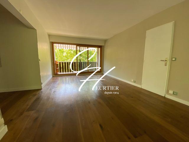 Appartement 4 pièces, 96 m² à louer à La Tronche 38700