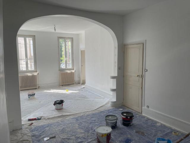 Appartement 4 pièces, 96 m² à louer à Moulins 03000