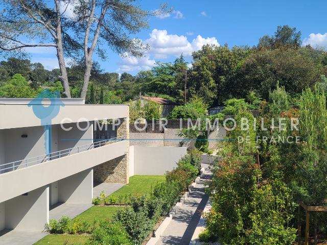 Appartement 4 pièces 96 m²