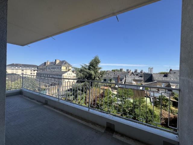 Appartement 4 pièces 96 m²