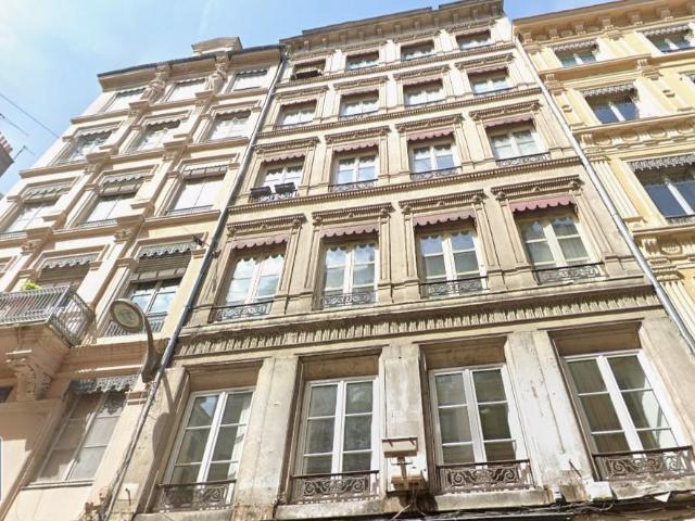 Appartement 4 pièces 96 m²