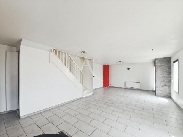 Appartement 4 pièces, 98 m² à louer à Meulan en Yvelines 78250