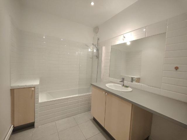 Appartement 4 pièces, 98 m² à louer à Paris 7 75007