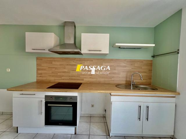 Appartement 4 pièces, 99 m² à louer à Sévérac d'Aveyron 12150