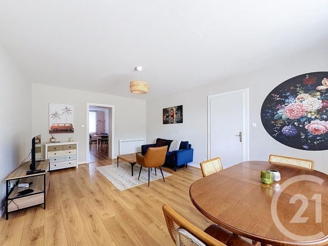 Appartement 4 pièces 99 m²