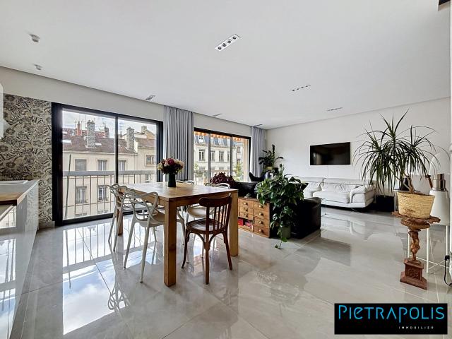 Appartement 4 pièces 99 m²
