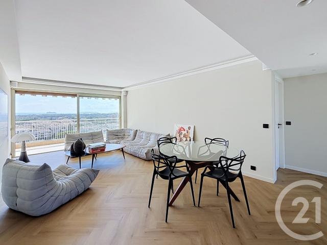 Appartement 4 pièces 100 m²