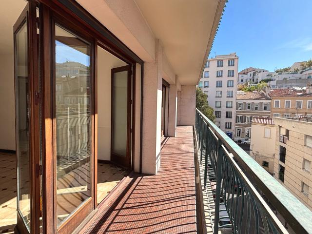Appartement 4 pièces 100 m²