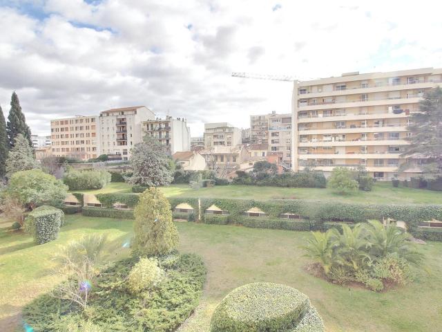 Appartement 4 pièces 100 m²