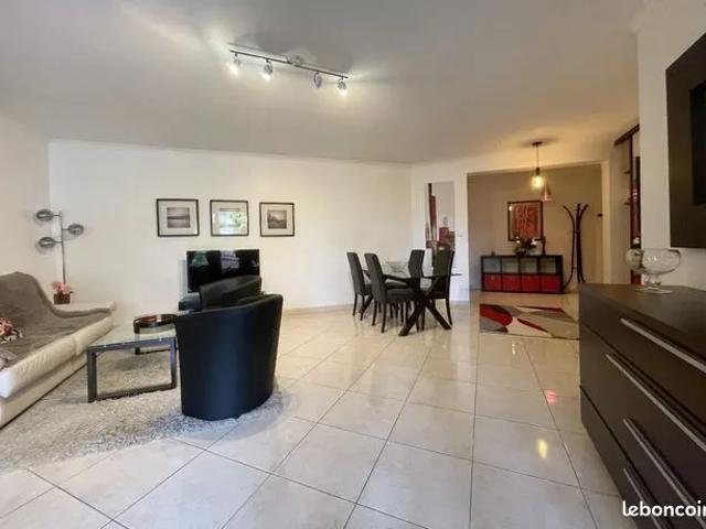 Appartement 4 pièces 100 m²