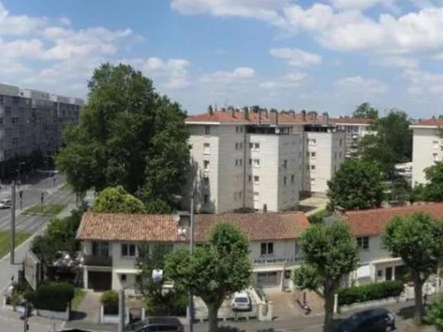 Appartement 4 pièces, 100 m² à louer à Bordeaux 33000