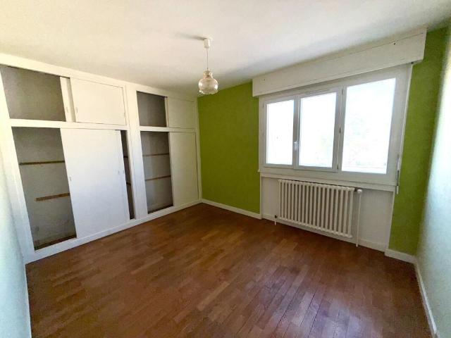 Appartement 4 pièces, 100 m² à louer à La Verpillière 38290