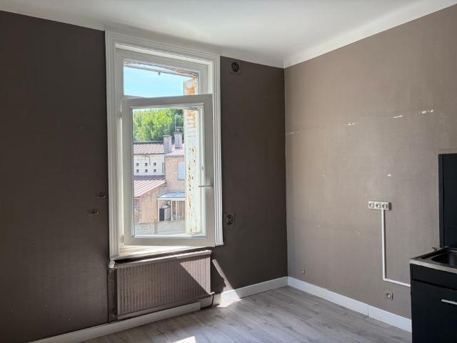 Appartement 4 pièces, 100 m² à louer à Lens 62300