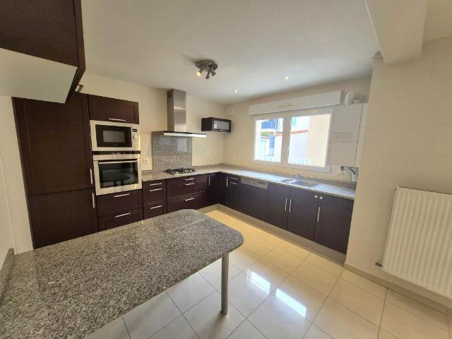 Appartement 4 pièces, 100 m² à louer à Malroy 57640