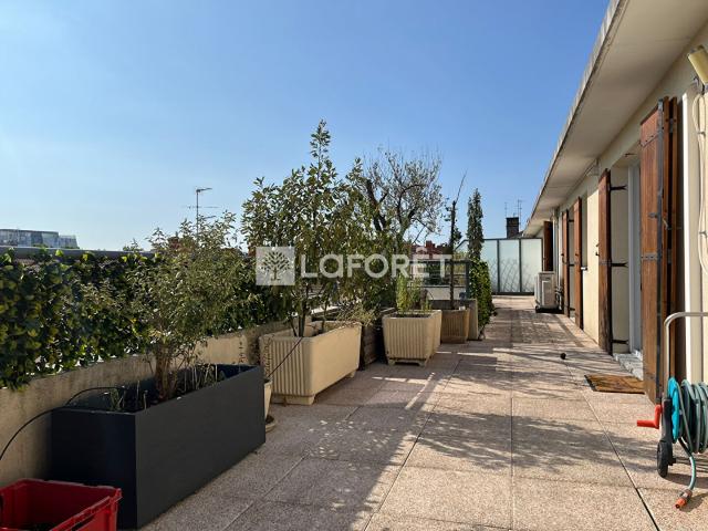 Appartement 4 pièces, 101 m² à louer à Lyon 3 69003
