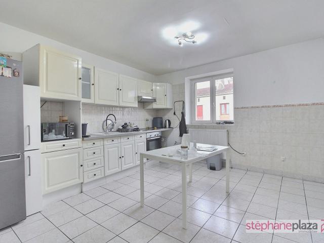 Appartement 4 pièces, 101 m² à louer à Saint Étienne 42000