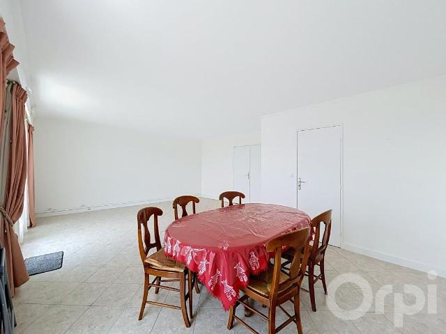 Appartement 4 pièces 102 m²