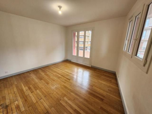 Appartement 4 pièces, 102 m² à louer à Grenoble 38000