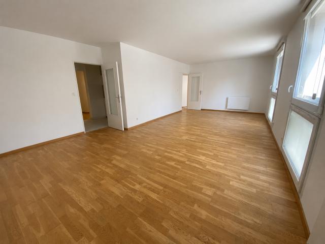 Appartement 4 pièces, 102 m² à louer à Nantes 44000