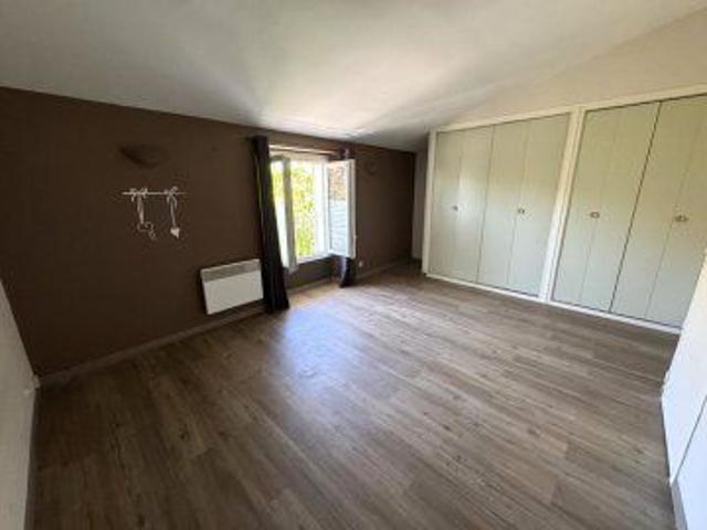 Appartement 4 pièces 103.78 m²
