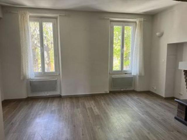 Appartement 4 pièces 103.78 m²