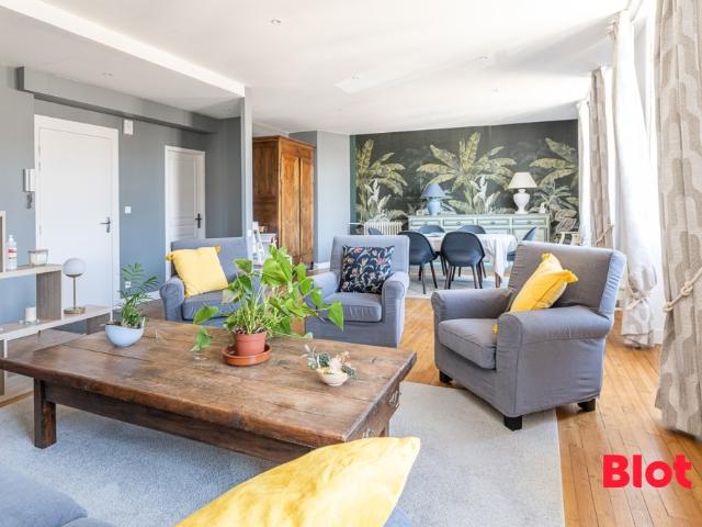 Appartement 4 pièces 104 m²