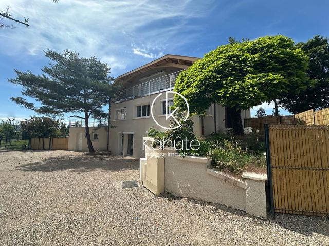 Appartement 4 pièces 104 m²