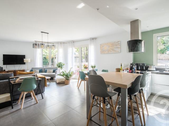 Appartement 4 pièces 104 m²