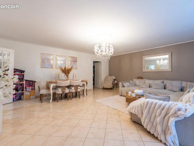 Appartement 4 pièces 104 m²
