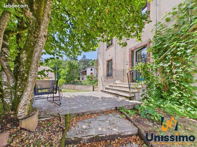 Appartement 4 pièces 104 m²