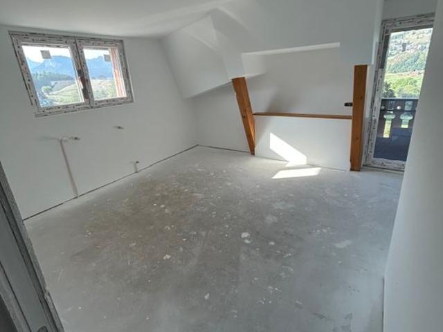 Appartement 4 pièces, 104 m² à louer à Bellevaux 74470