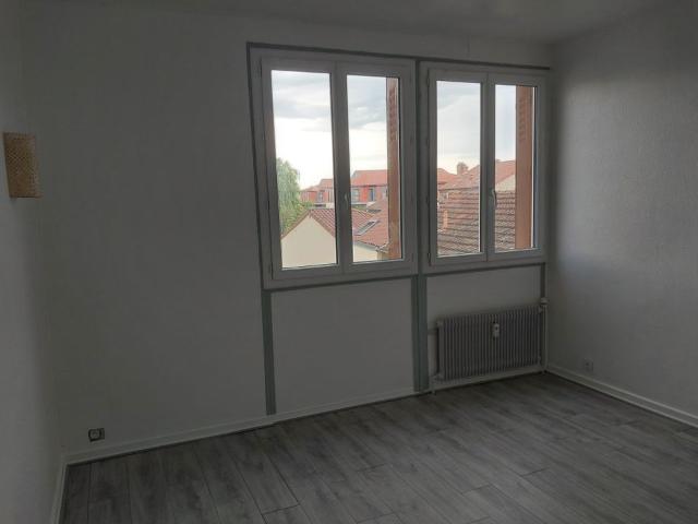 Appartement 4 pièces, 104 m² à louer à Montbrison 42600