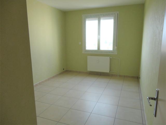 Appartement 4 pièces, 104 m² à louer à Saint Rambert d'Albon 26140