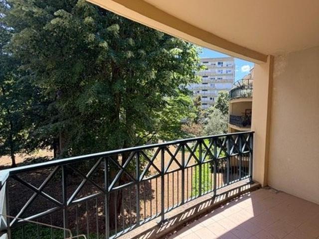 Appartement 4 pièces 105 m²