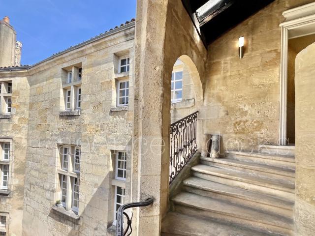 Appartement 4 pièces 105 m²