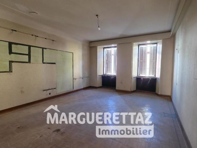 Appartement 4 pièces 107 m²