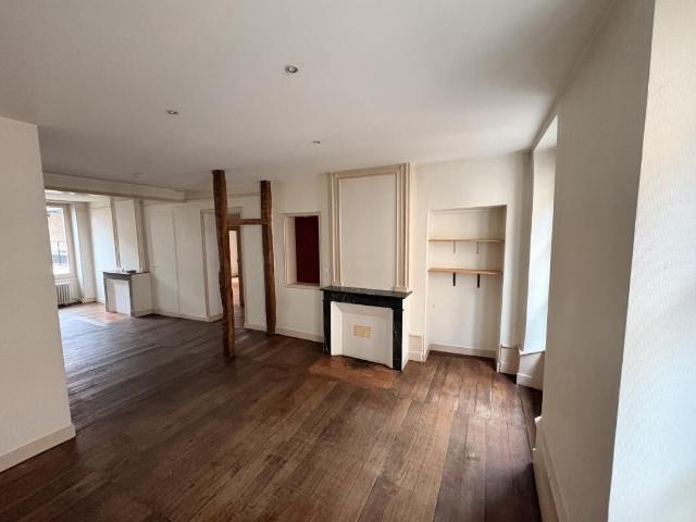 Appartement 4 pièces, 107 m² à louer à Rodez 12000