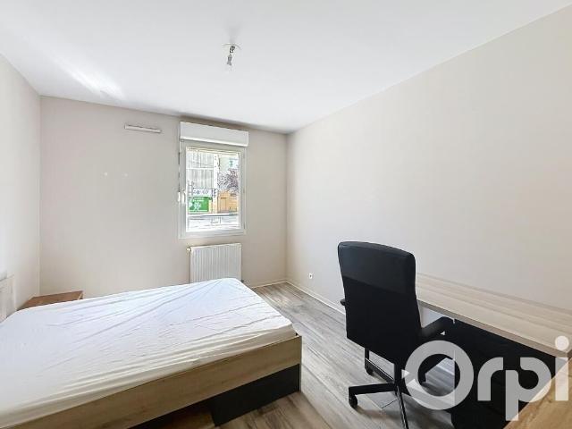 Appartement 4 pièces, 107 m² à louer à Villeurbanne 69100