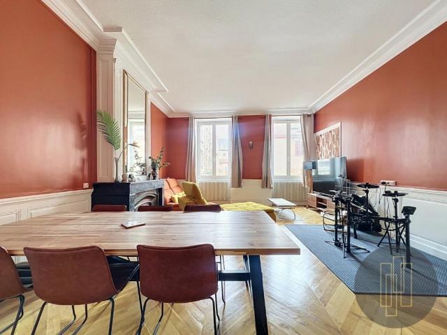Appartement 4 pièces 108 m²