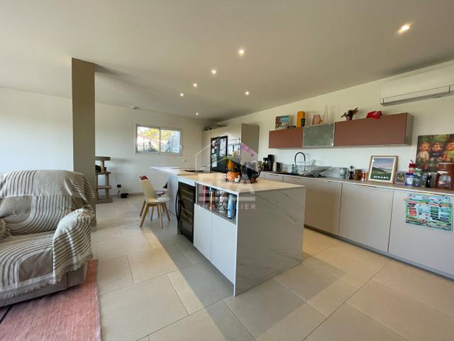 Appartement 4 pièces 108 m²