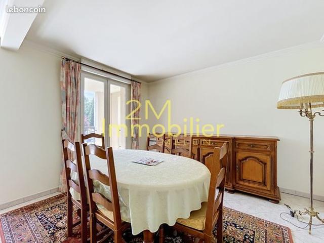 Appartement 4 pièces 109 m²